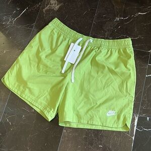 Nike Standard Fit Above the Knee Shorts